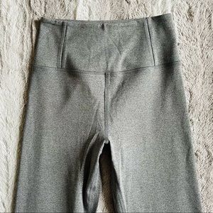 Girlfriend Collective Leggings (Light Gray)